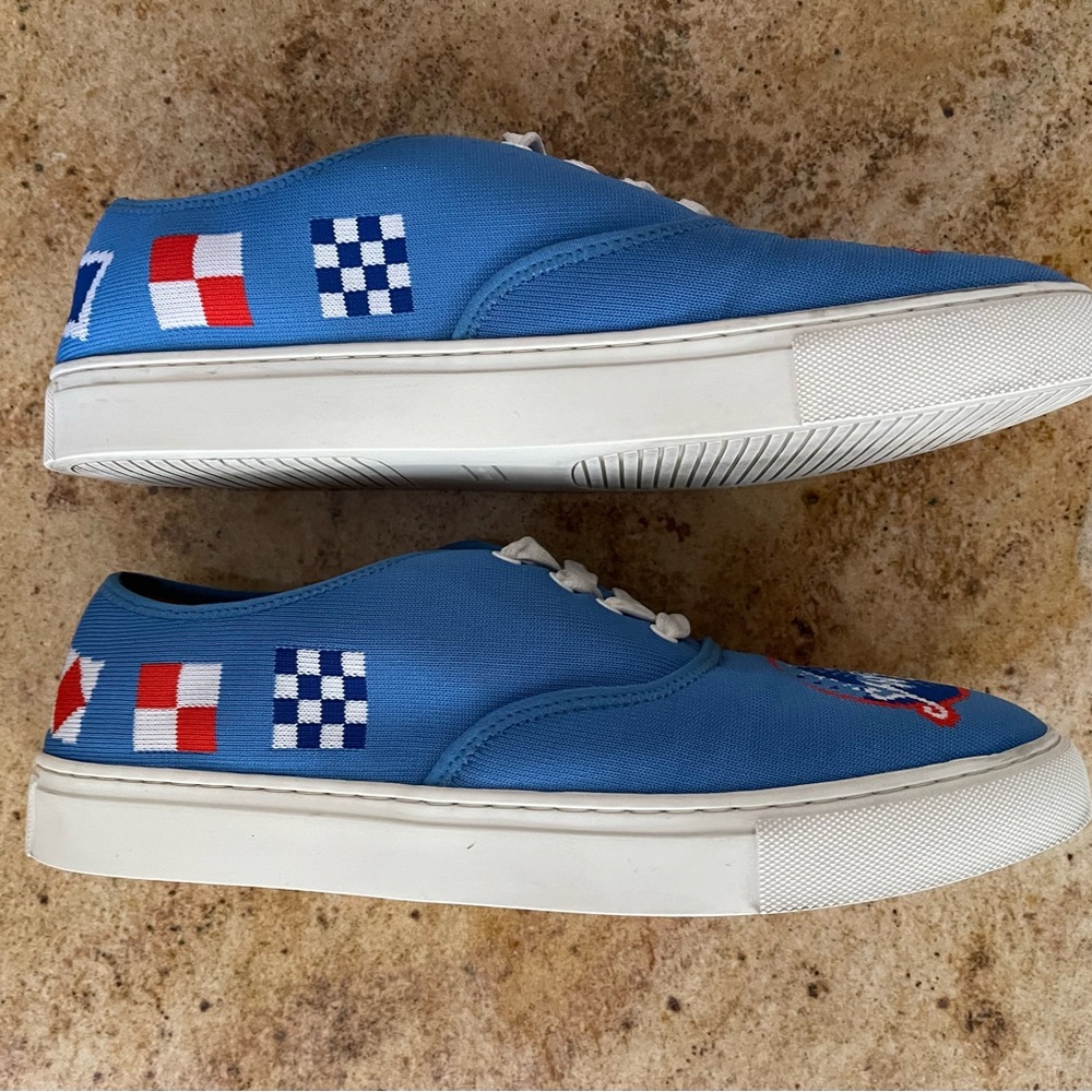 Shoes - Picture 6 of 7
